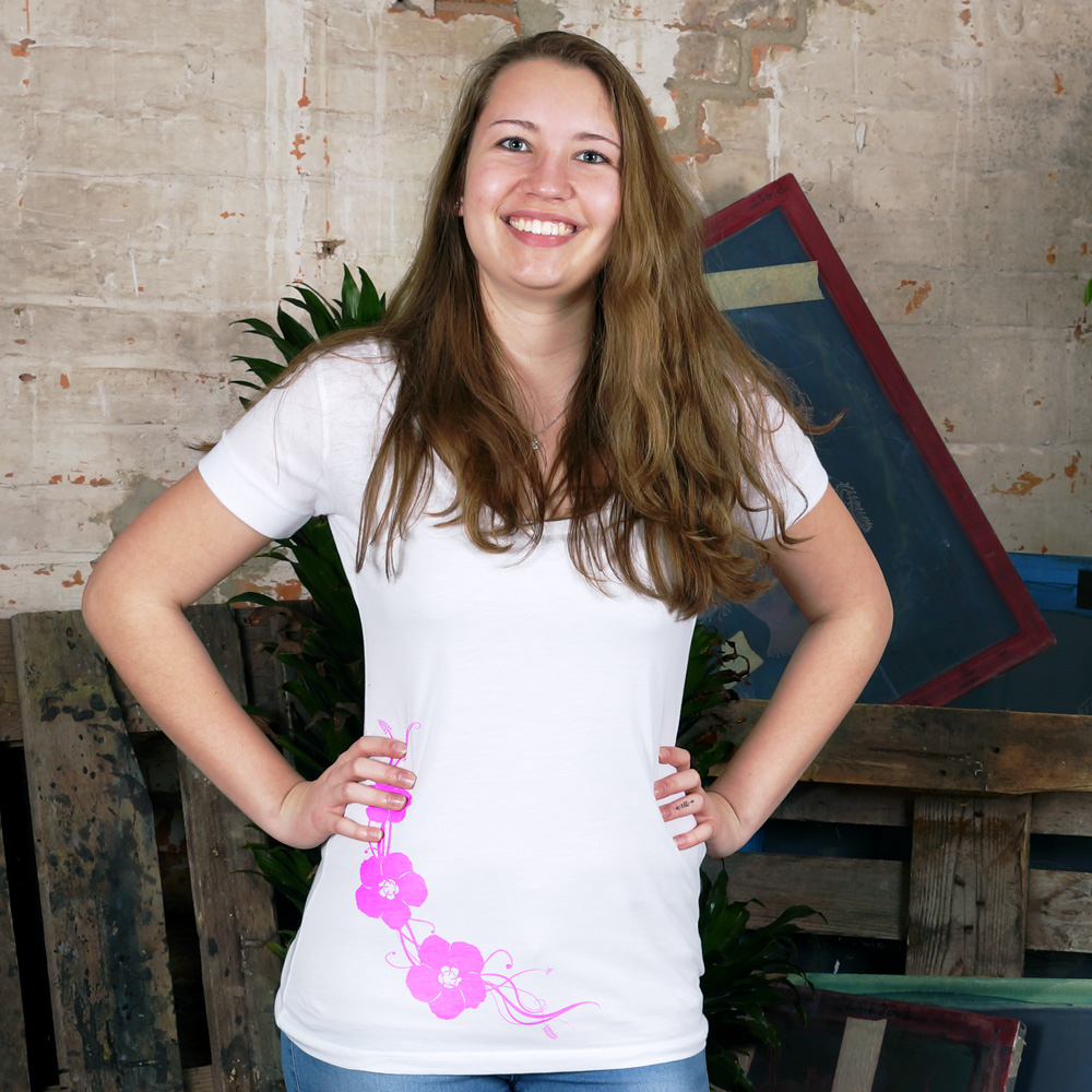 Textilfarbe: Weiß, Druckfarbe: neonpink Frauen Scooped Neck T-Shirt Hibisken